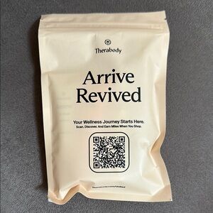 Therabody Arrive Revived Pack in Cream